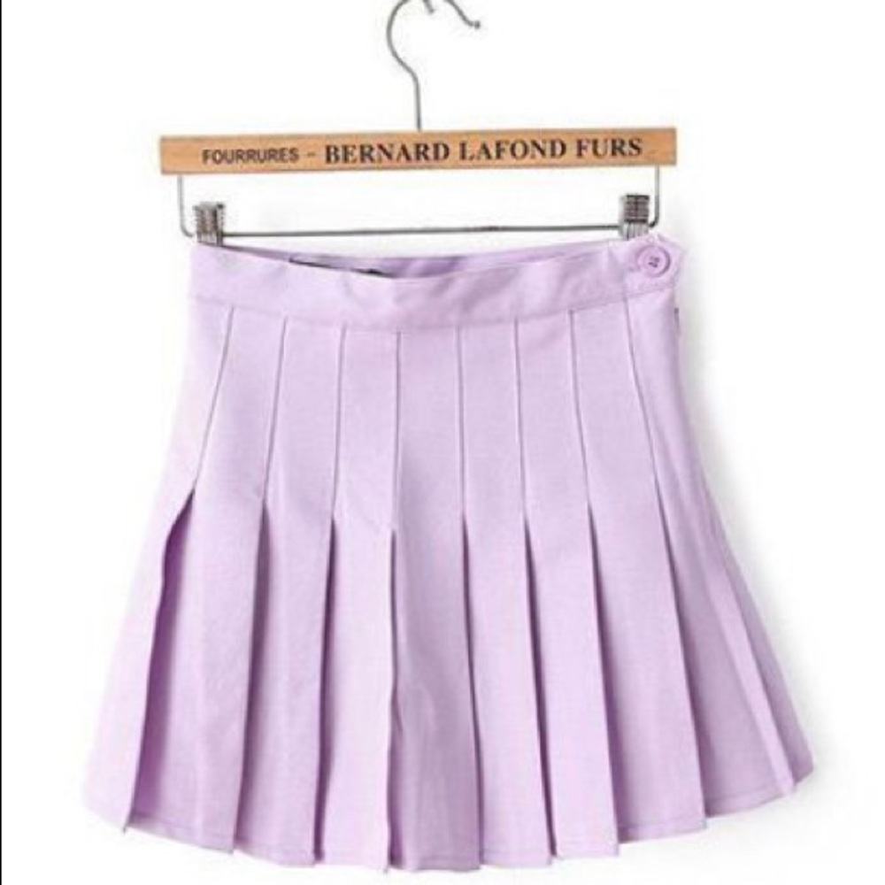 Femil- High-Waist Pleated Mini Skirt